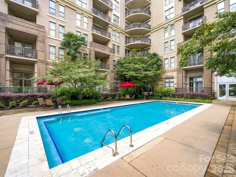 718 W Trade St #412, Charlotte, NC 28202