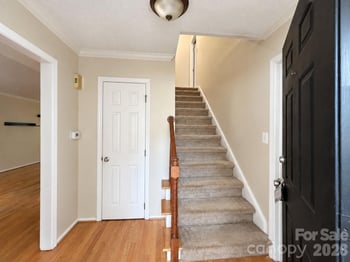 1425 Longbrook Dr, Charlotte, NC 28270
