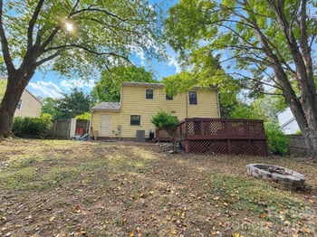 1425 Longbrook Dr, Charlotte, NC 28270