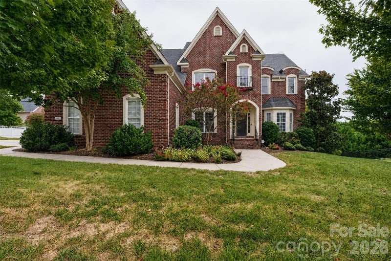 10103 Legolas Ln, Charlotte, NC 28269