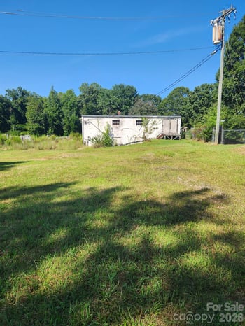 2015 24th St NE, Hickory, NC 28601