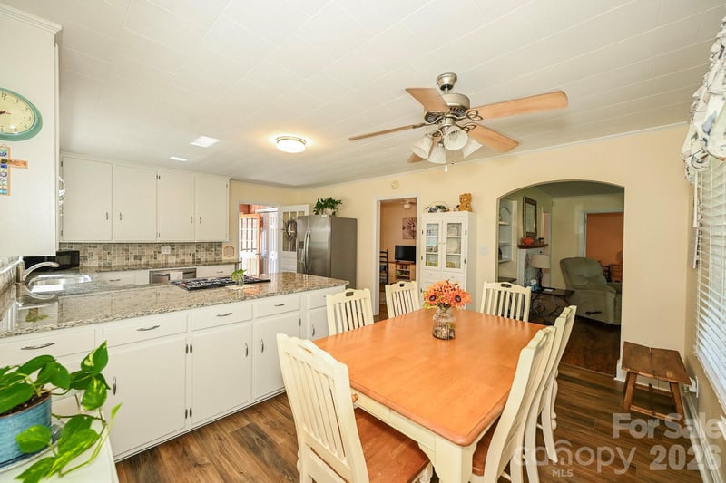 6920 Indian Trail Fairview Rd, Indian Trail, NC 28079