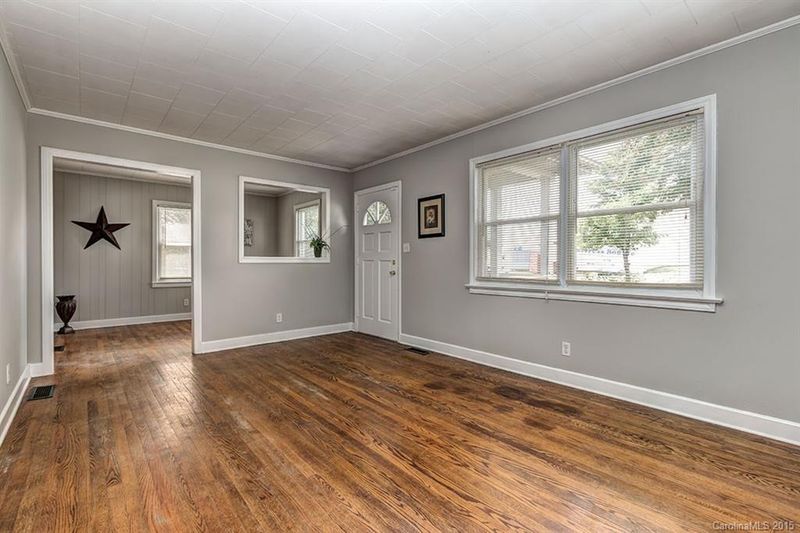 2142 Dion Ave, Charlotte, NC 28212