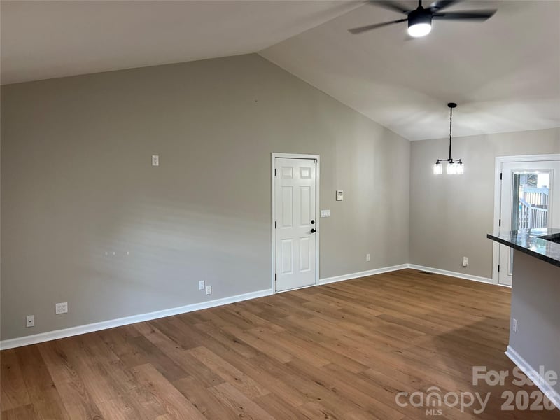 1129 Lyndsey Brooke Ct, Lincolnton, NC 28092
