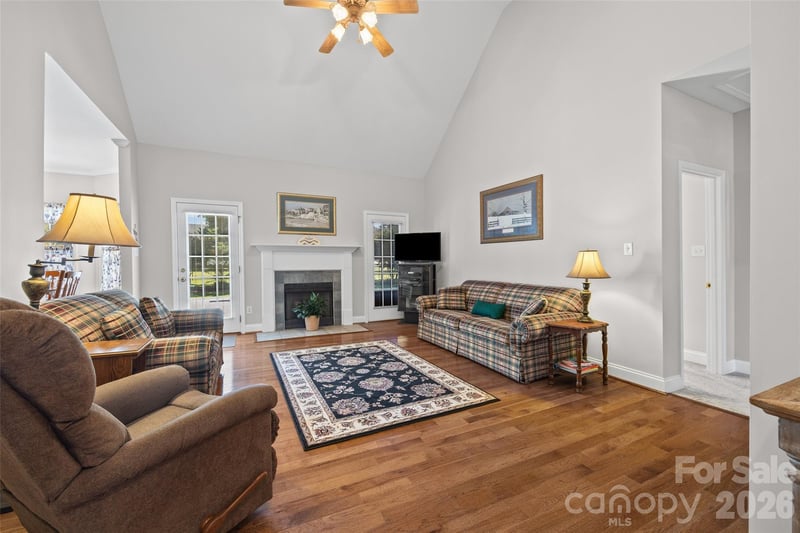 4913 Carillon Ct, York, SC 29745