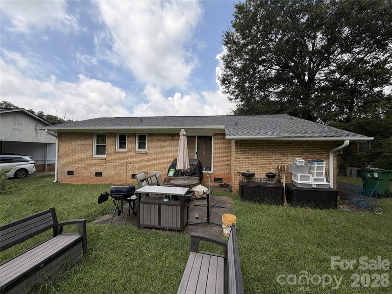 1236 Mt Kisco Dr, Charlotte, NC 28213