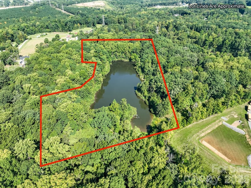 000 Forest Lake Ave, Huntersville, NC 28078