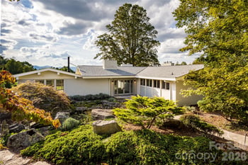 92 Horizon Hill Rd, Asheville, NC 28804