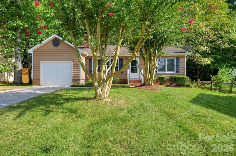 7216 Spring Morning Ln, Charlotte, NC 28227