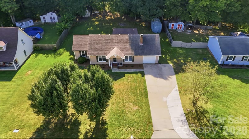 2326 Springwater Dr, Gastonia, NC 28056