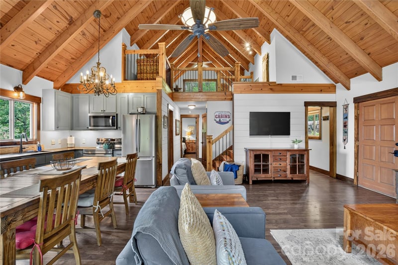 196 Fern Loop, Lake Lure, NC 28746