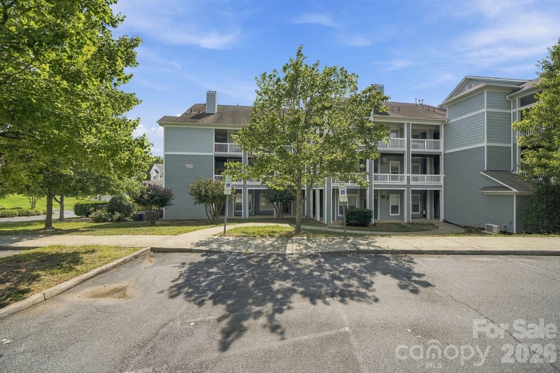 18742 Nautical Dr #301, Cornelius, NC 28031