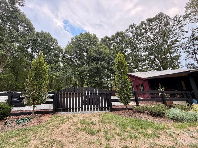 13923 Asbury Chapel Rd, Huntersville, NC 28078