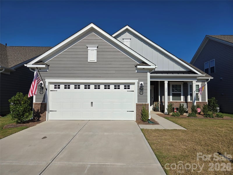 324 Sunharvest Ln, Indian Trail, NC 28079