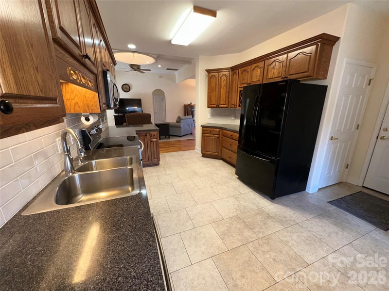 7672 Maple Bluff Ln, Concord, NC 28025