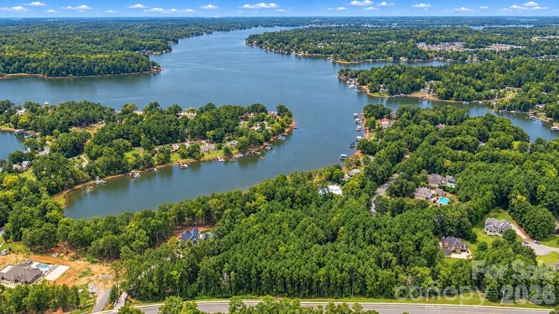 4501 Water Oak Dr, Clover, SC 29710