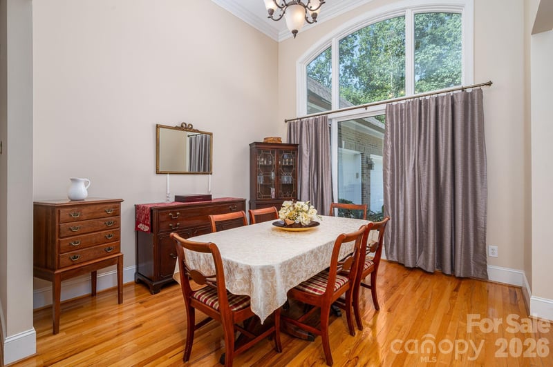 145 Chippawa Dr, Dallas, NC 28034