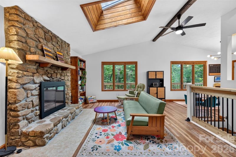 39 Spooks Branch Extension, Asheville, NC 28804