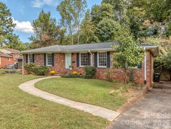 611 Reynolds Dr, Charlotte, NC 28209