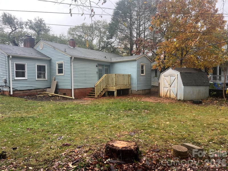 243 Governors View Rd, Asheville, NC 28805