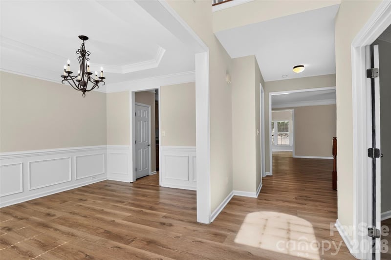 7709 Greylock Ridge Rd, Matthews, NC 28105