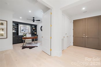 409 Queens Rd #503, Charlotte, NC 28207