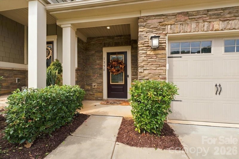 135 Lanyard Dr, Mooresville, NC 28117