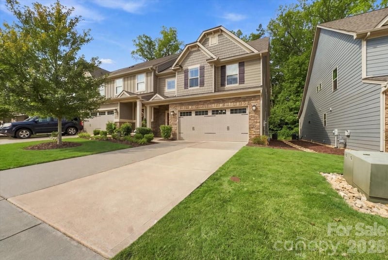 135 Lanyard Dr, Mooresville, NC 28117
