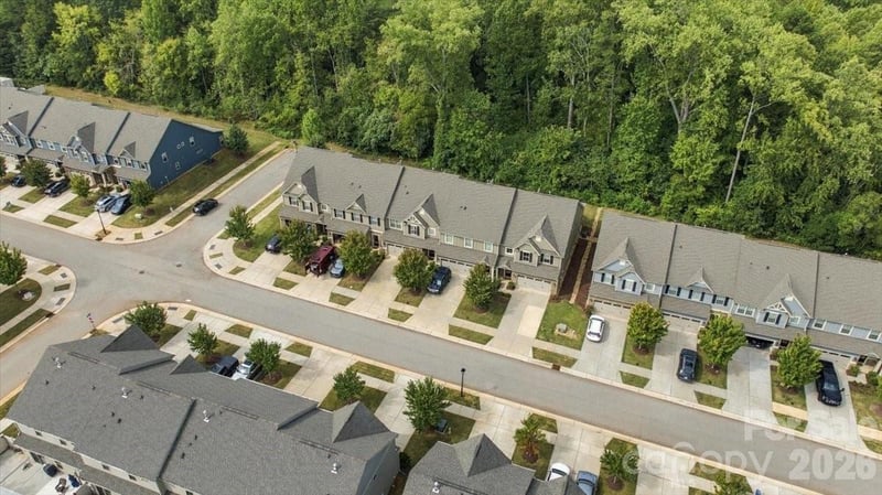 135 Lanyard Dr, Mooresville, NC 28117