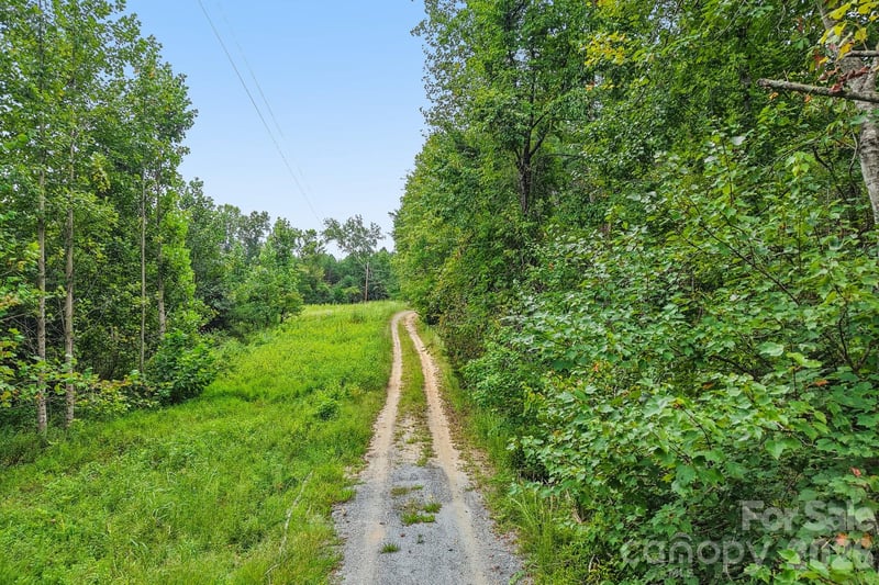 00 Clubhouse Rd, Lake Lure, NC 28746