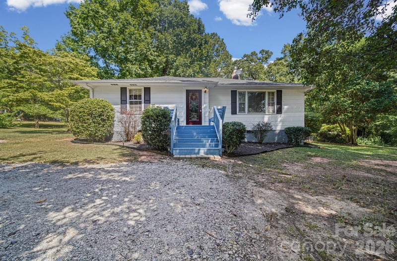 823 Great Falls Hw, Chester, SC 29706