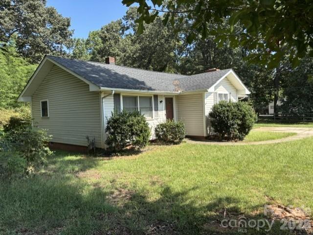 7331 Mallard Creek Rd, Charlotte, NC 28262