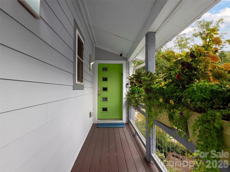 10 Birdhouse Row, Asheville, NC 28801