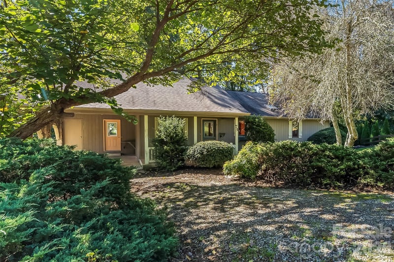 75 Bluebird Ln, Waynesville, NC 28785