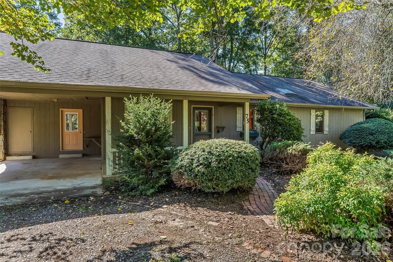 75 Bluebird Ln, Waynesville, NC 28785