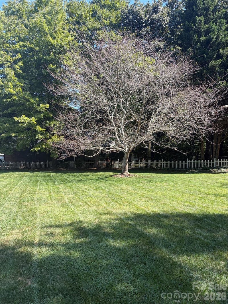 1697 Old Mill Rd, Lincolnton, NC 28092