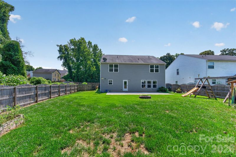 1200 Catawba Rn, Lowell, NC 28098