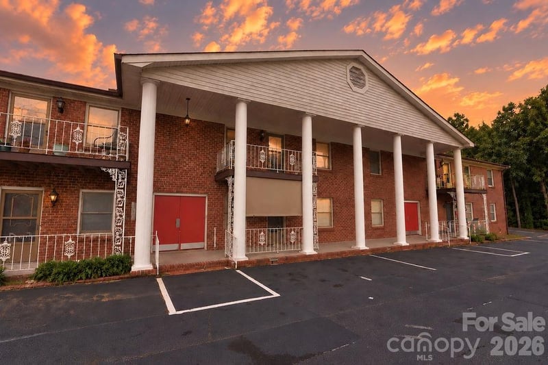 2102 S Main St, Kannapolis, NC 28081