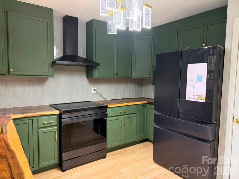 6105 Old Corral St, Charlotte, NC 28277