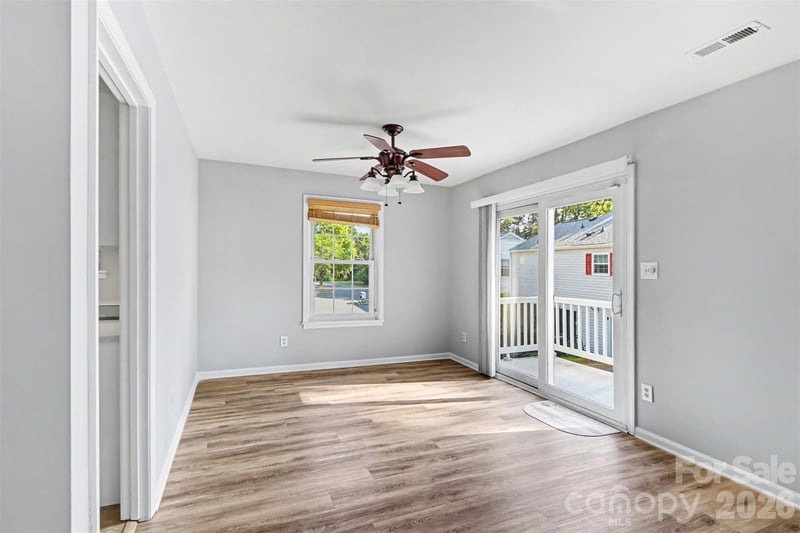 8521 Castle Pine Ct, Charlotte, NC 28226