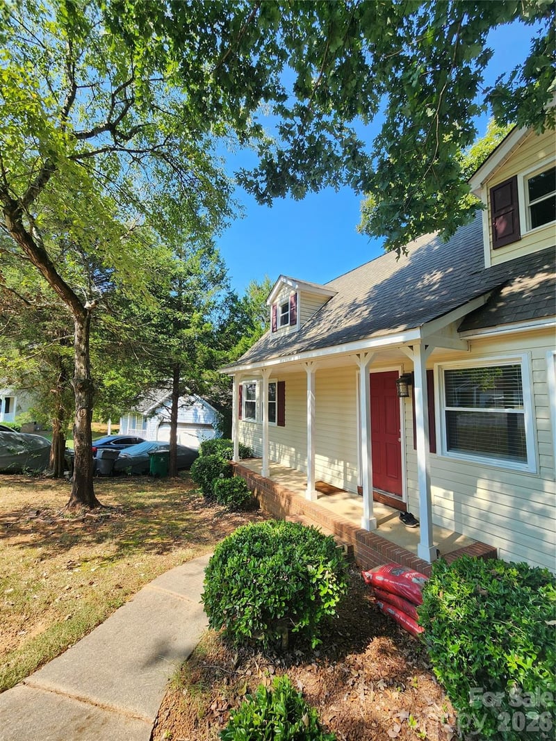 5907 Scots Bluff Dr, Charlotte, NC 28227