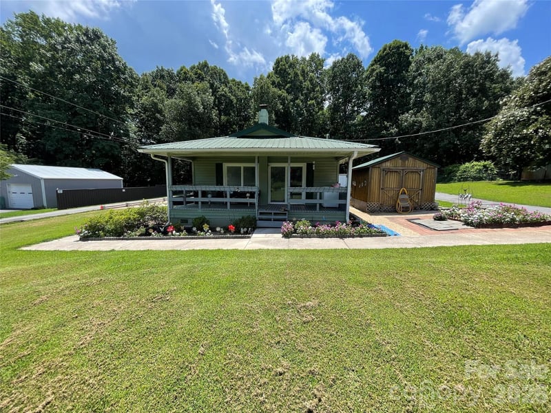 7304 S Little Egypt Rd, Stanley, NC 28164