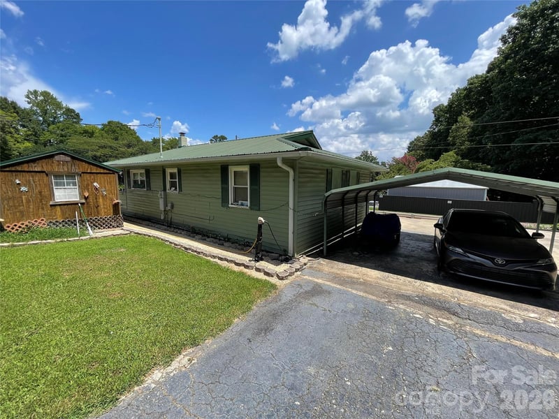 7304 S Little Egypt Rd, Stanley, NC 28164