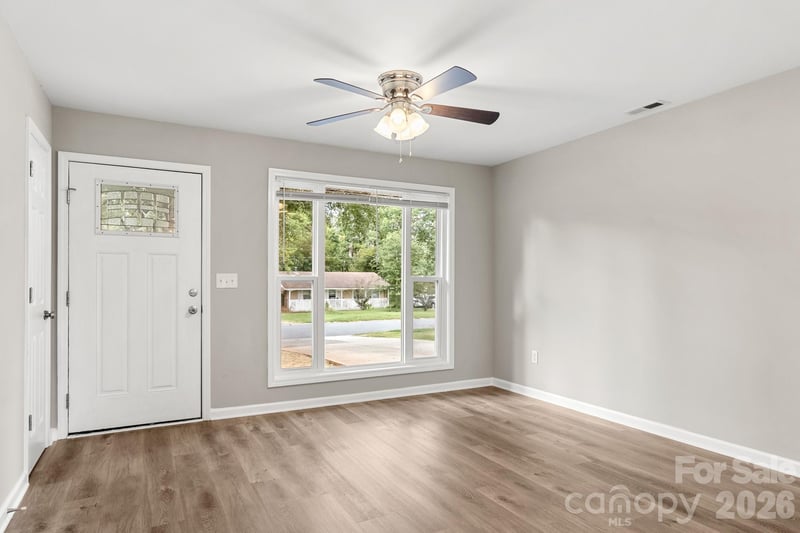 2427 Carrington Ct, Charlotte, NC 28208