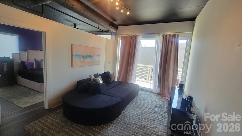 505 6th St, Charlotte, NC 28202
