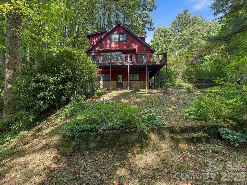 151 Tiger Lily Ln, Waynesville, NC 28786