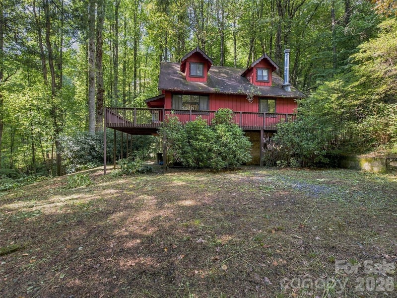 151 Tiger Lily Ln, Waynesville, NC 28786