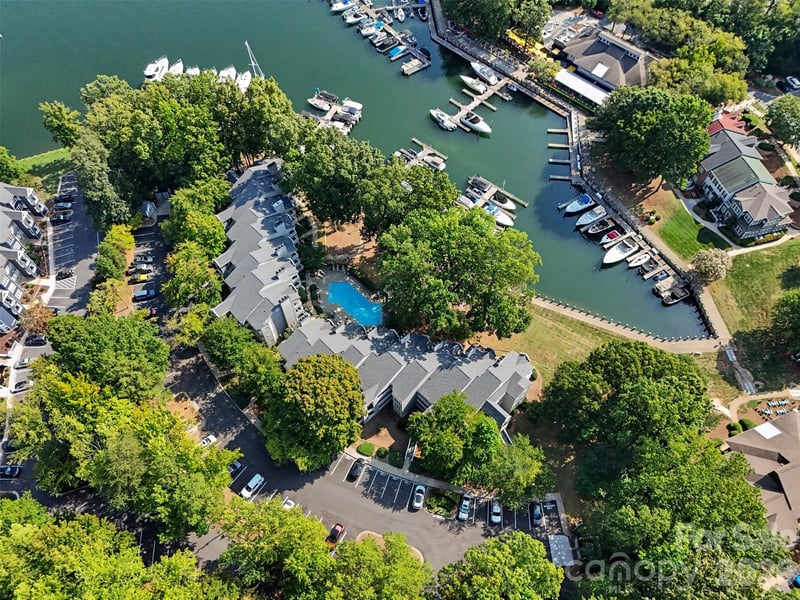 203 Northwest Dr, Davidson, NC 28036