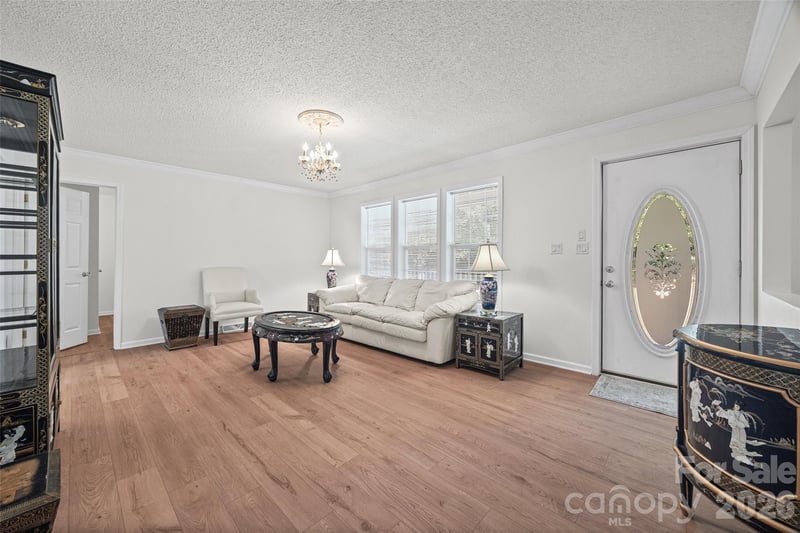 15715 Youngblood Rd, Charlotte, NC 28278