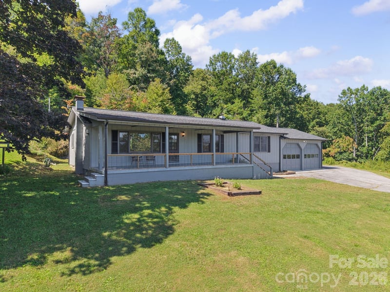 727 E Lyda Rd, Hendersonville, NC 28792
